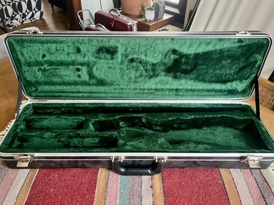 #ad SKB Skeet Case Shotgun Green Plush Interior 2SKB 3209 $250.00