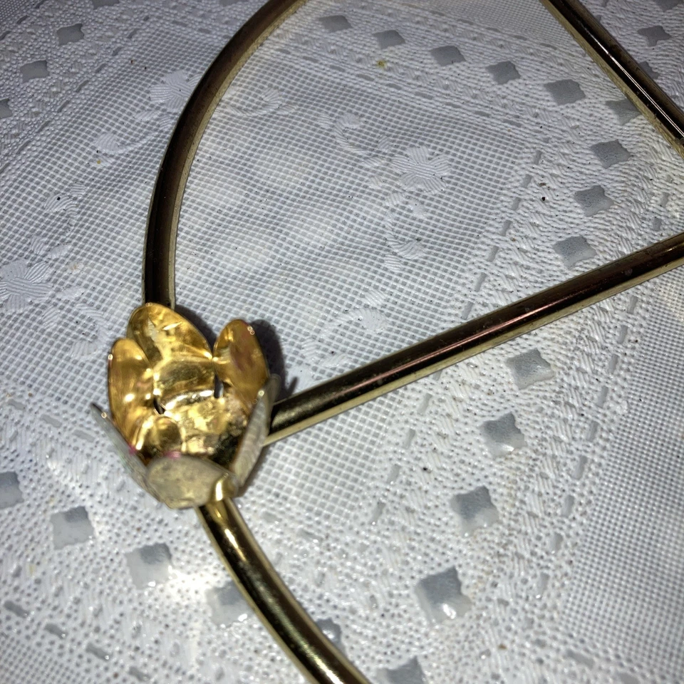 Freestanding Round Brass 5 Candle Advent Wreath Holder, Religious Decor - Image 3 of 4