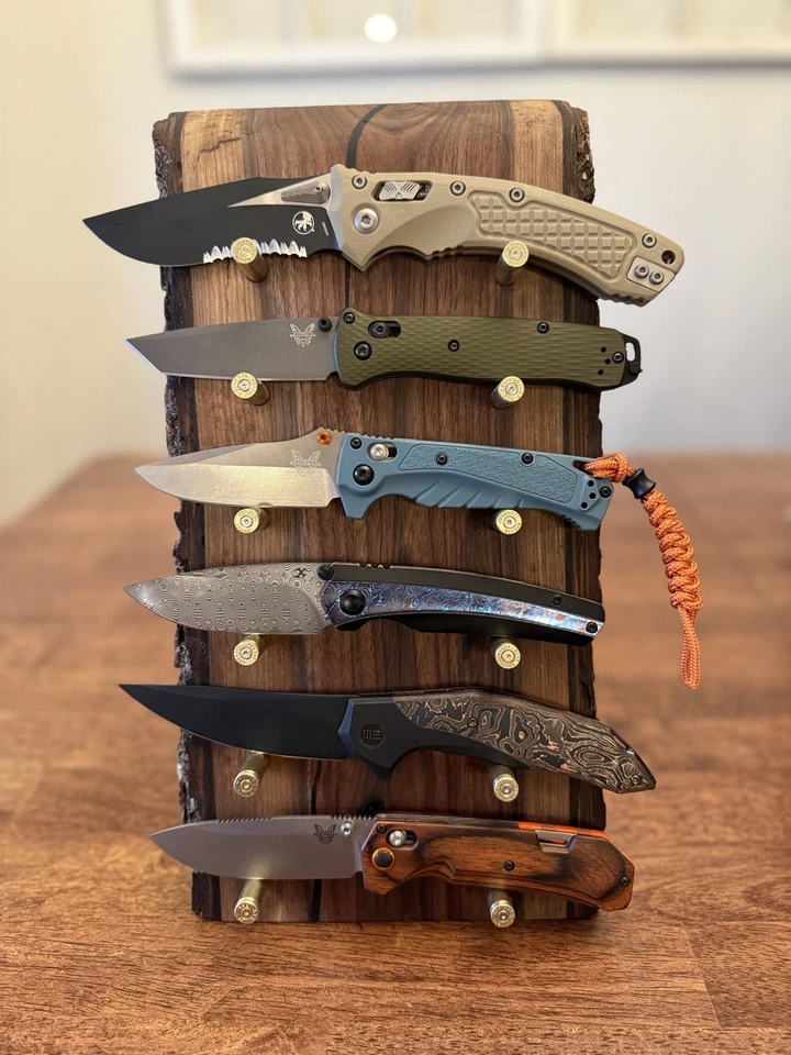 Suporte de exibição de faca de bordo rachado ou montado na parede. Gravação a laser disponível.  - Imagem 2 de 4