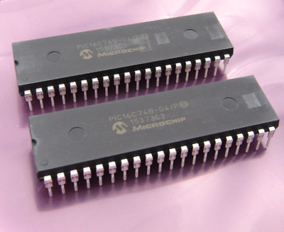 ( 2 PCS ) PIC16C74B-04/P Microchip 8-bit Microcontroller  MCU 7KB 192 RAM 33 I/O