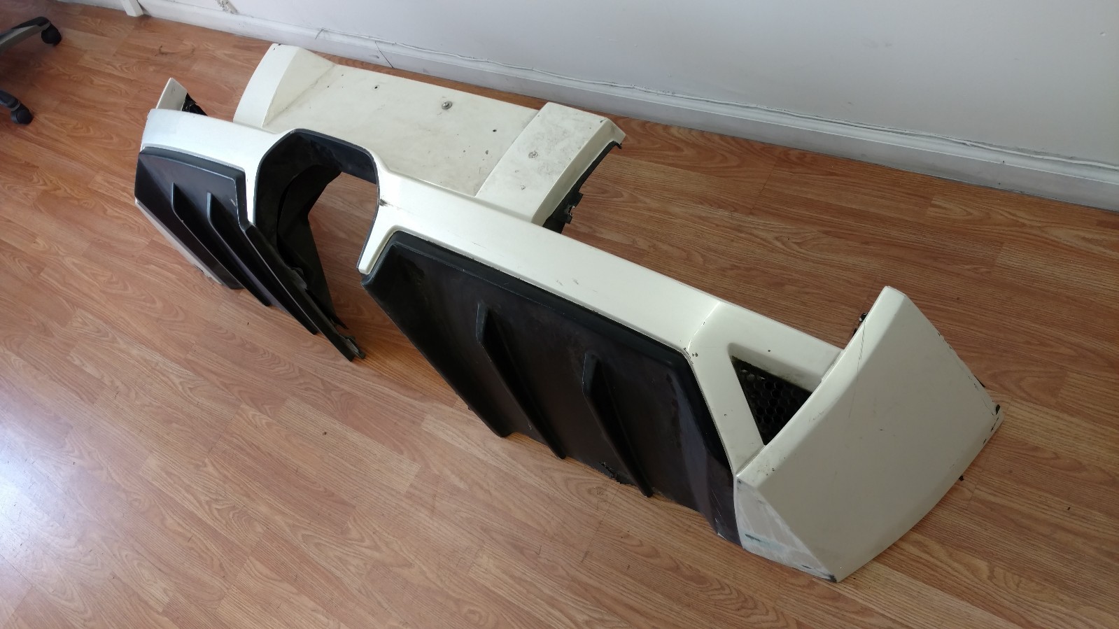 LAMBORGHINI MURCIELAGO LP640 REAR BUMPER OEM 