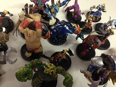 WOW WARCRAFT MINI MINIATURES : 100+ RARE AND COMMON MINIS MEGA MIX SET
