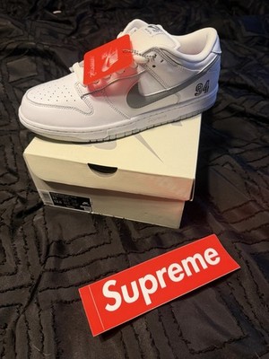 Nike x Supreme SB Dunk Low OG White Size 11