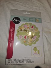 Sizzix Thinlits 6 Die Set - Tulip & Blooms Circle 666799 by Catherine Pooler