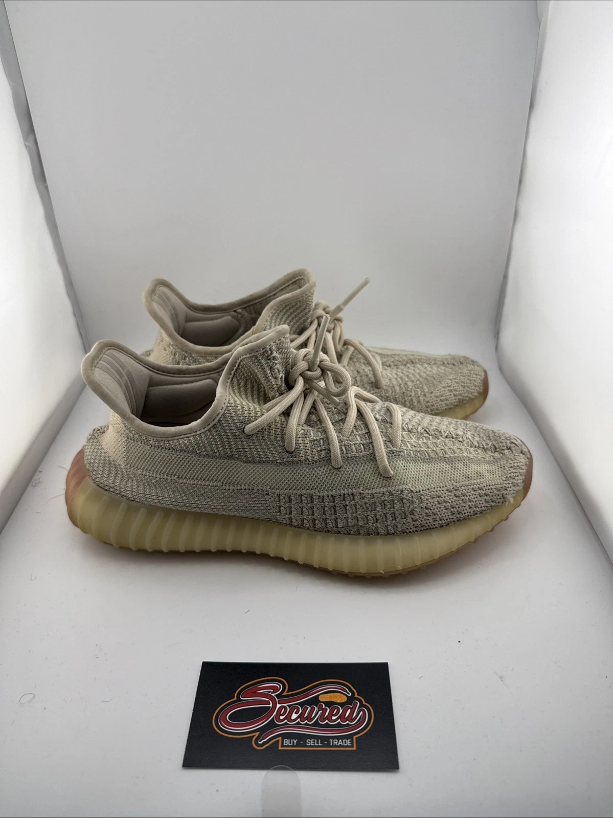 Taglia 7 Yeezy Boost 350 V2 Citrino Antiriflesso
