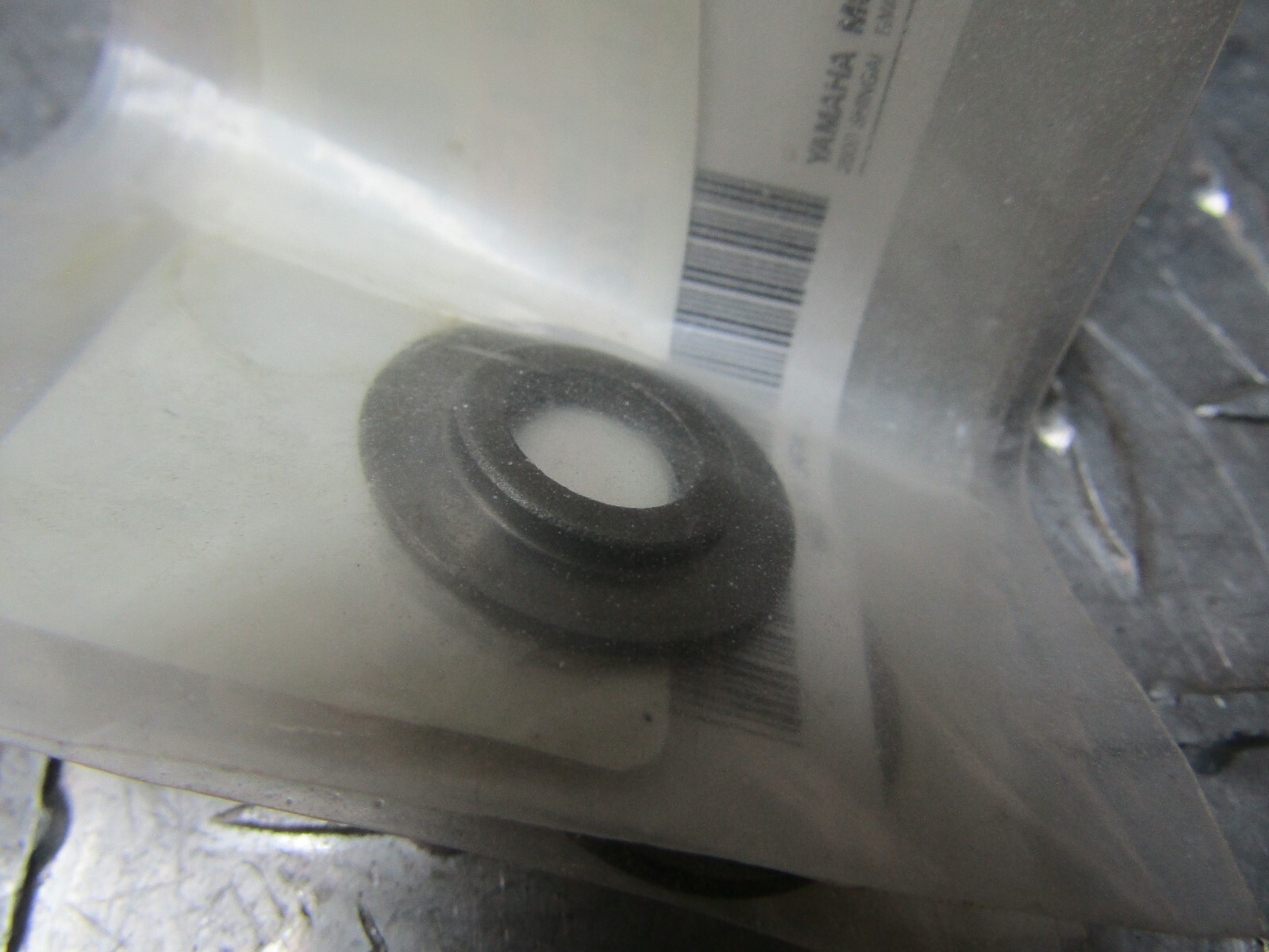 0119 Yamaha VStar Raptor Bolt Grizzly Rhino Valve Spring Seat 3YF