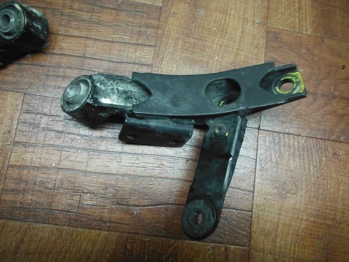 bmw k1200gt k1200lt k1200ltc k1200lts k1200rs ENGINE MOUNT MOTOR BRACKET - Picture 8 of 10