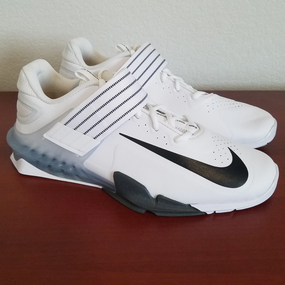 nike high top lifting shoes