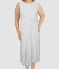 $138 T Tahari Women's White Crew-Neck Belted Sleeveless Pleated Dress Size 8