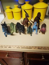 Lot Of 7 Plastic Dinosaurs Medium Size Unbranded 