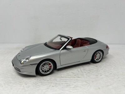 Autoart Porsche 911 Carrera Cabrio Facelift Arktissilber Metallic