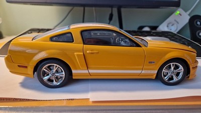 AUTOart 1:18 Ford Mustang GT Coupe Shelby GT 2007 Grabber orange ohne OVP selten
