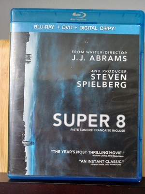 Super 8 Blu-ray, J.J Abrams/ Spielberg! Years Most Thrilling Movie! Great Shape!
