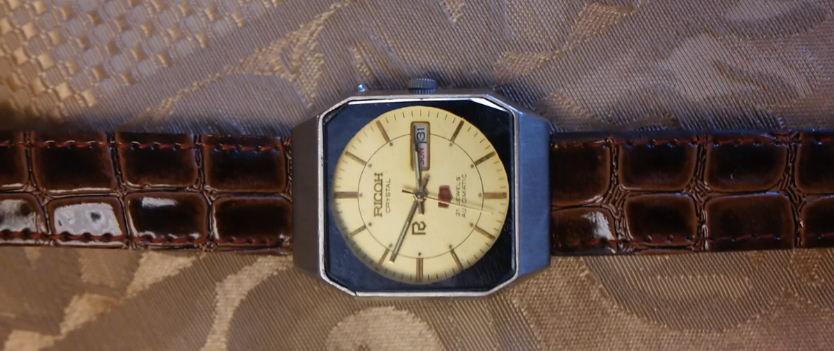 Handsome Men's Wristwatch: RICOH Crystal 21 Jewels w/Date & Day