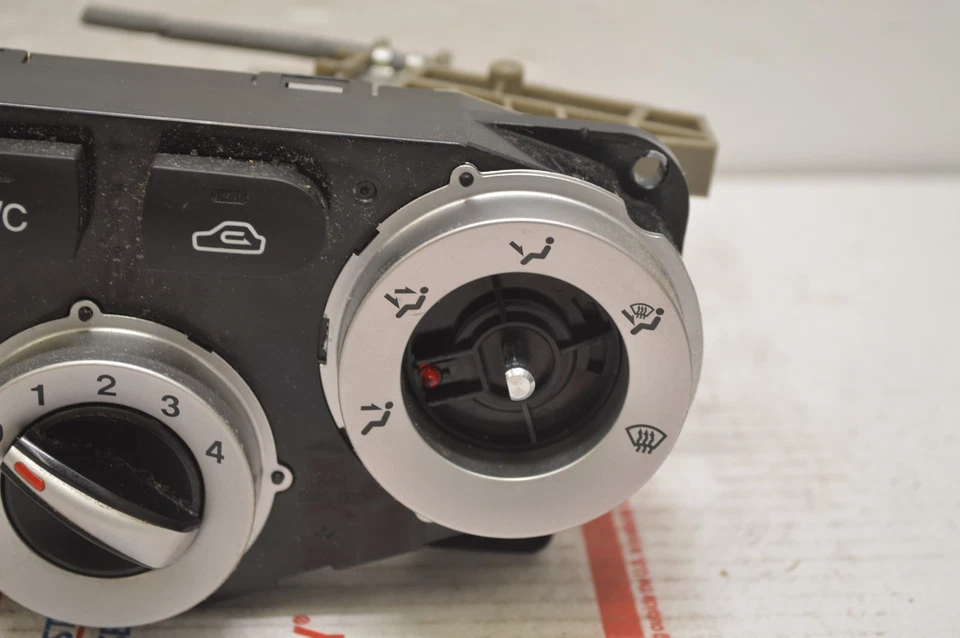 06-11 Hyundai Accent Climate Control Unit Heater Ac Temperature Hvac CI70#005 - Image 3 of 4