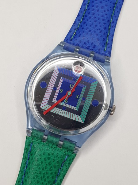 Swatch Kangaroo GN402 - working - 34mm