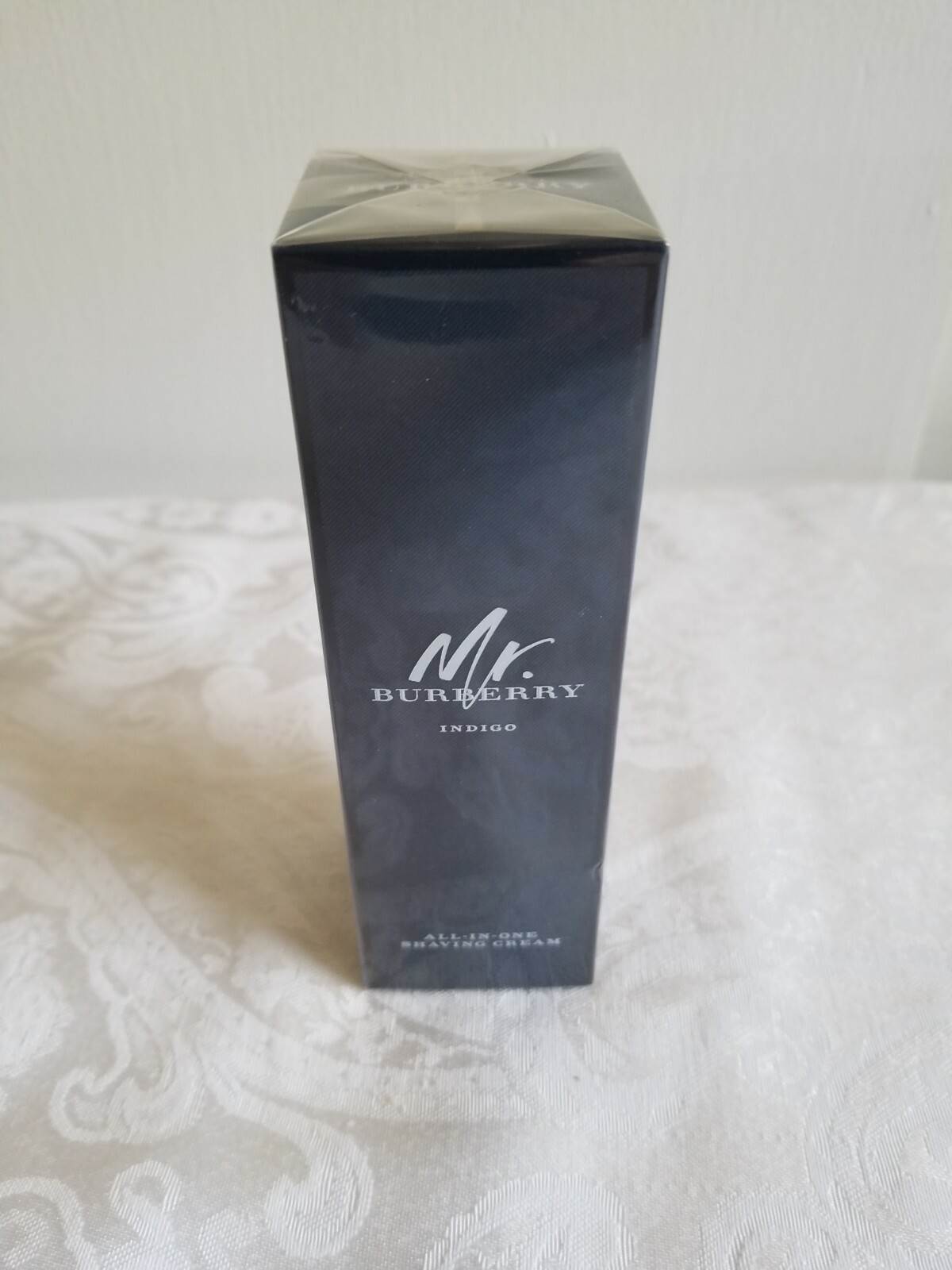 mr burberry indigo shaving cream