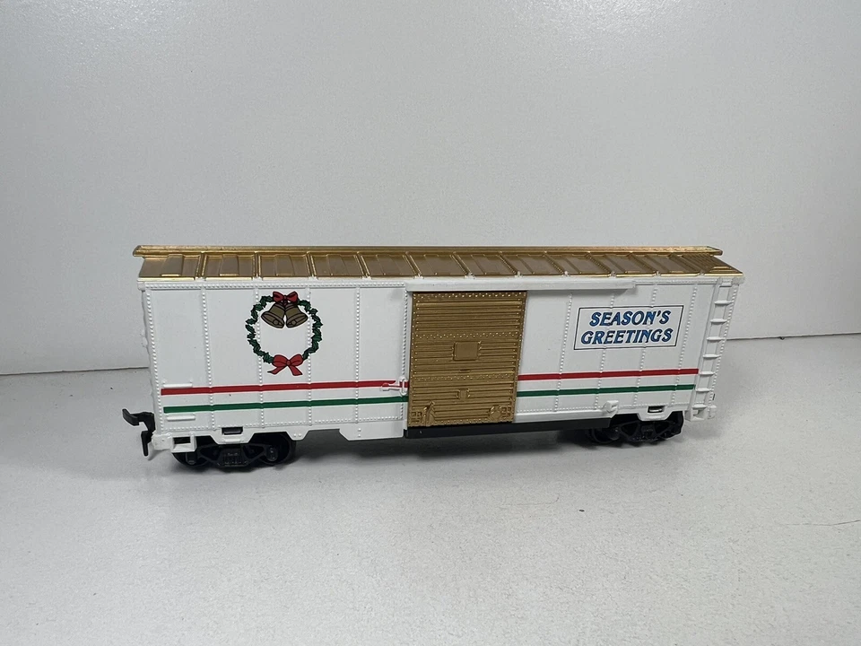 Model Power HO Seasons Greetings 40’ Box Car Merry Christmas Train Holiday 169 - Image 3 of 4