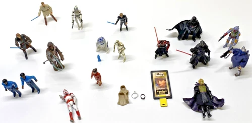 MASSIVE LOT 120++ PIECES, 1990'S-2000'S STAR WARS ACTION FIGURES & ACCESSORIES.