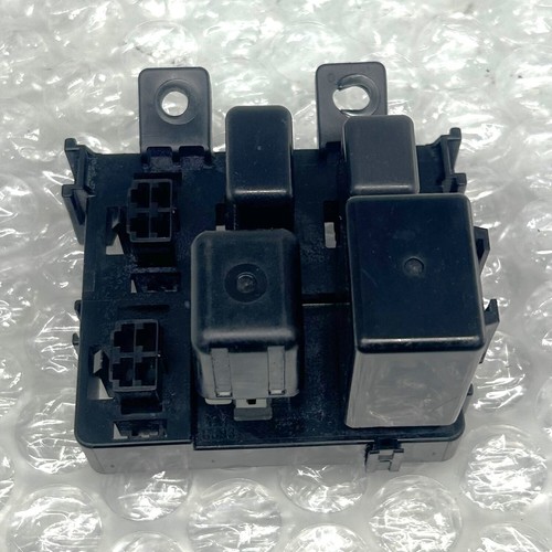 RELAY BOX AND RELAYS MITSUBISHI PAJERO SHOGUN V36V MK2 2.8D eBay