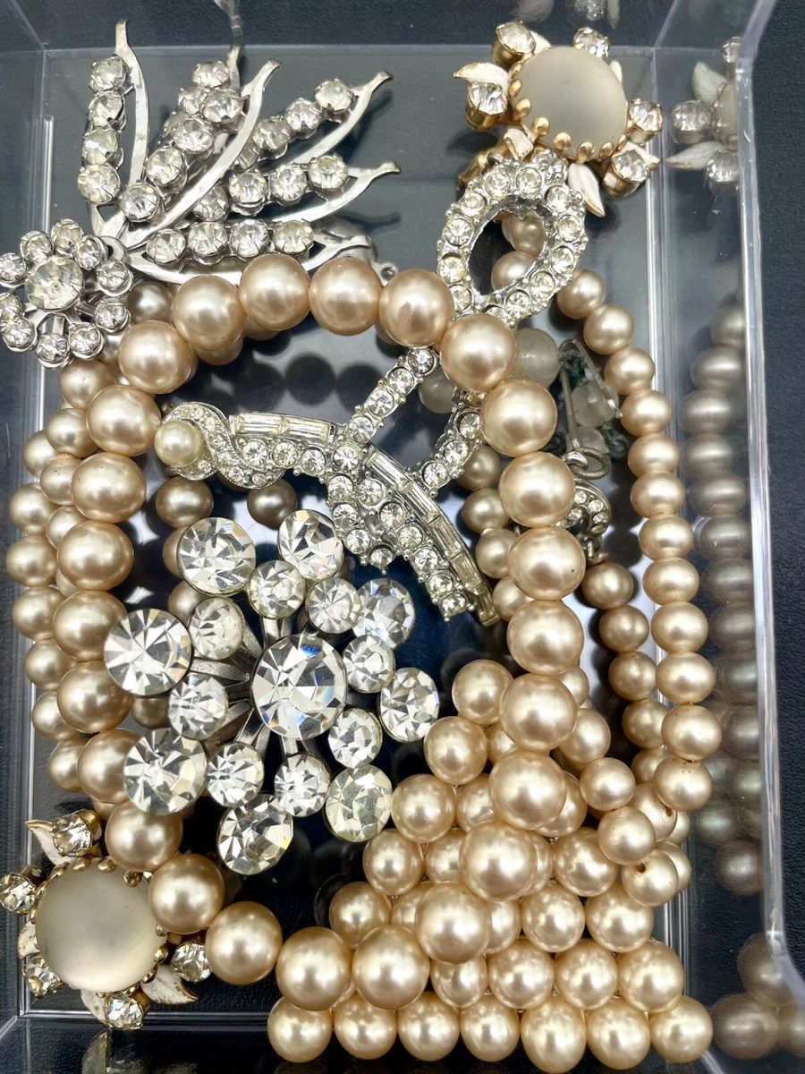 Weiss Fashion Vintage & Antique Collections & Lots with Vintage