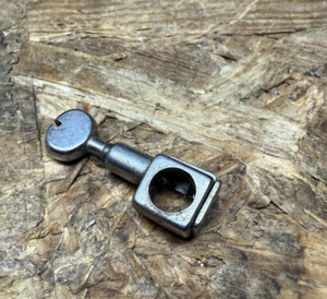 Nadelhalter Nadelklemmer für Nähmaschine ADLER 531