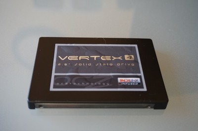 OCZ  -   Vertex 4 SSD - 512GB - SATA 6Gb/s - 2.5 - Solide State Drive 