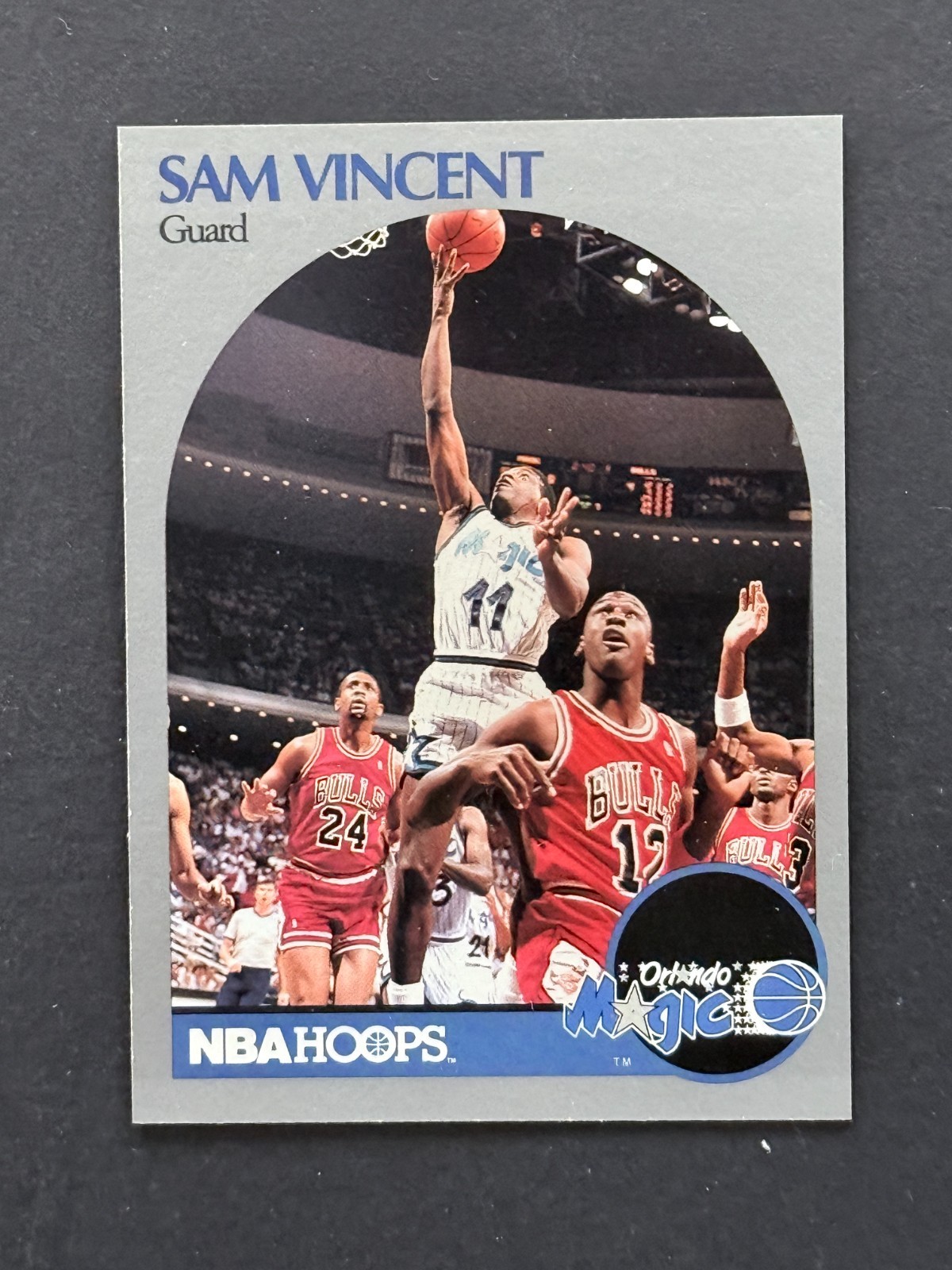 1990 Hoops Basketball #223 Sam Vincent (shows Michael Jordan #12) - NM-MT
