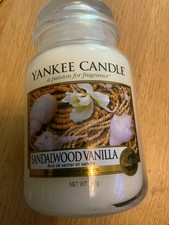 Image of Retired Yankee Candle 22oz Jar in Sandalwood and Vanilla