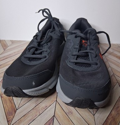 Size 11 - Under Armour Charged Assert 10 Anthracite Ares Red