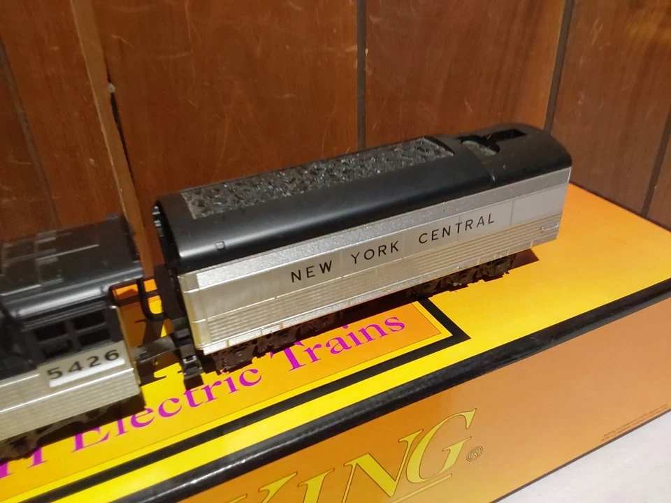 MTH RailKing New York Central 4-6-4 Empire State Express 5426 With box 30-1143-1 - Image 3 of 4