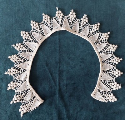 Vintage White Cotton Guipure Collar