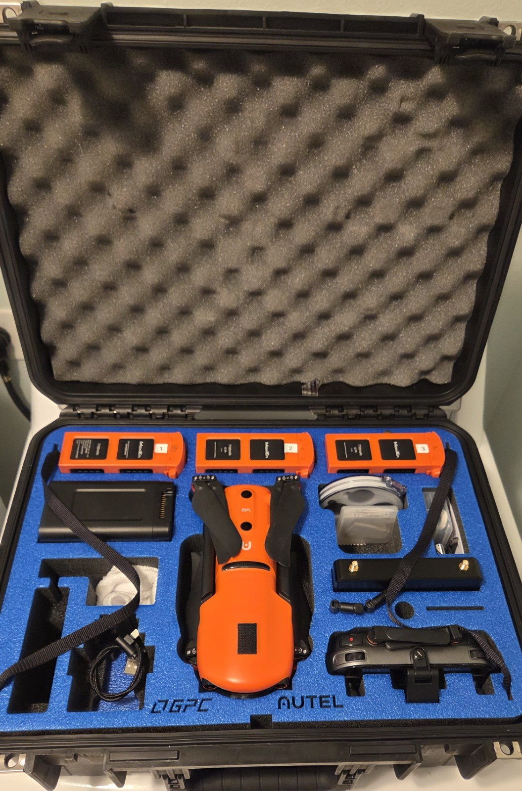 Autel Robotics EVO II Professional Drone 6K Camera Kit Controller Batteries Case