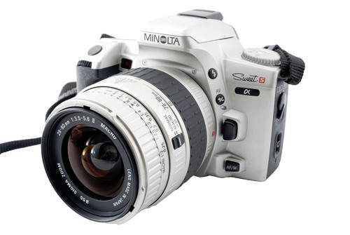 MINOLTA af-e QUARTZ DATE Courr?ges Pink Rare | eBay