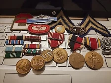 WW2 US ARMY GROUP STERLING SILVER CIB-SENIOR JUMP WINGS MEDALS-JUMP PATCHS RARE