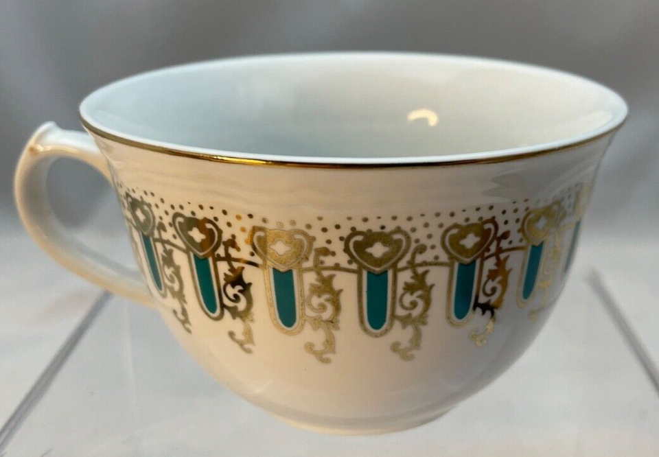 1998 Titanic Tea Cup 1st Class 20th Century Fox J. Peterman Movie Prop