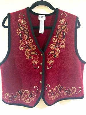VINTAGE KORET PETITES EMBROIDERED VEST   Women s Medium Petite   Maroon