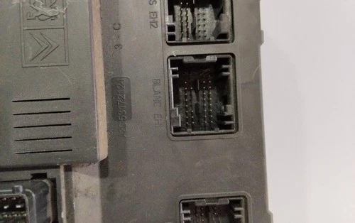 9657999780 Porta Fusibili per CITROEN XSARA PICASSO * 1831161 - Foto 4 di 4