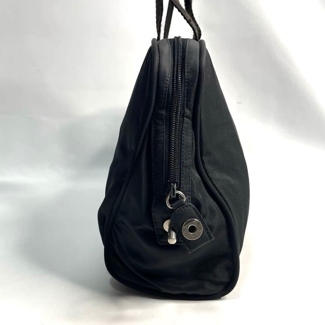 PRADA Prada handbag with triangular logo plate in… - image 5