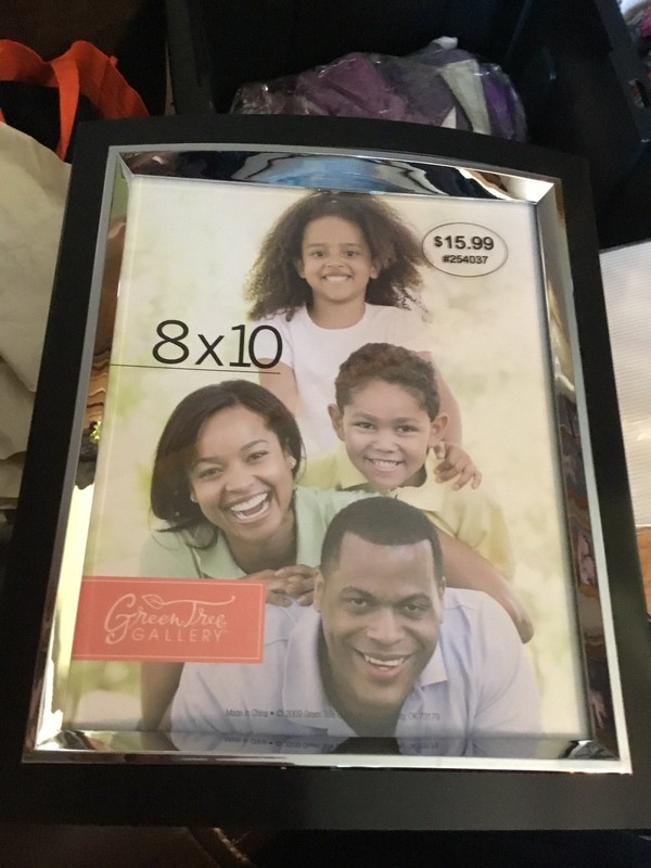 Green Tree Gallery Brand 8x10 Picture Frame, New