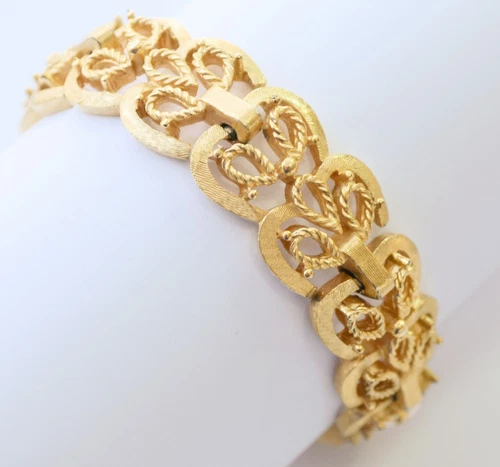 Crown Trifari Bracelet Panel Link Textured Gold Tone 7in Vintage Jewelry