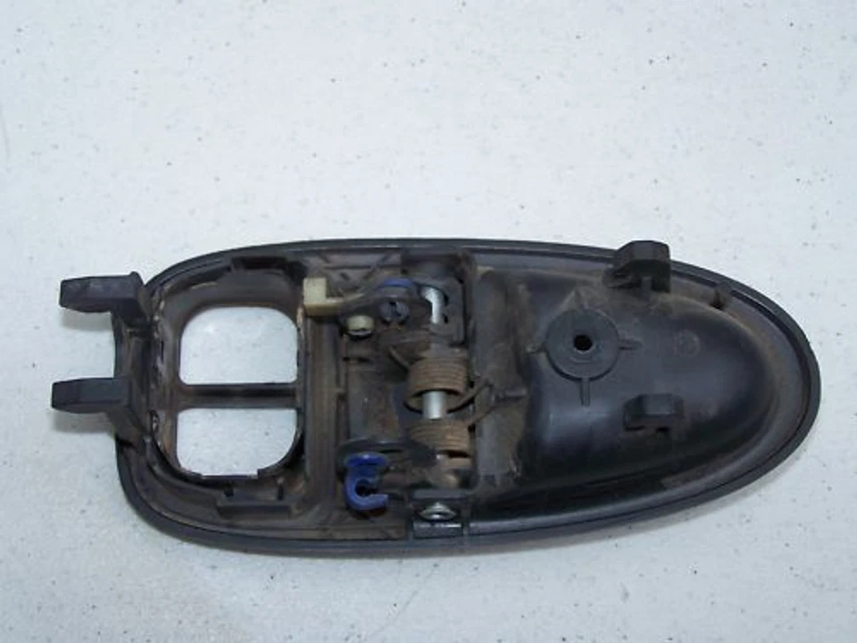 Saturn SL2 1998 manija de puerta interior de fábrica R1 Foto 2 de 2
