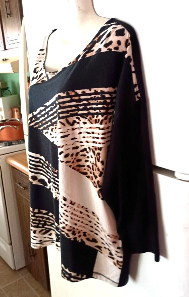 MUJER CHICO'S ZENERGY COLORBLOCK RAYAS ANIMAL PRINT TOP OVERSIZE TALLA 3 XL Foto 3 de 4
