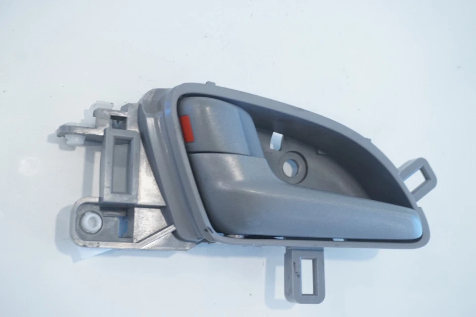 2011 年本田 Insight 混合 4 门驱动后内门把手原始设备制造商 — 第 3/4 张图片