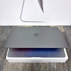 Foto 2 di 19