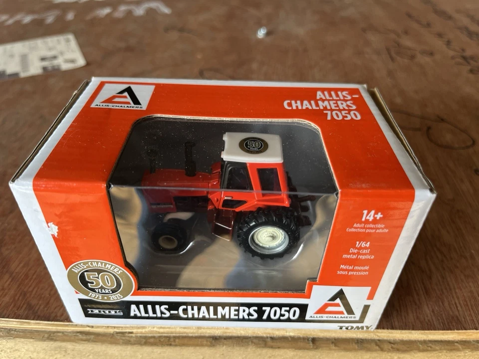 1/64 Allis Chalmers 7050 50th Anniversary - Image 2 of 4