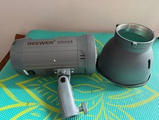 NEEWER Vision 4 300W Studio Flash Strobe Light - READ - UNTESTED