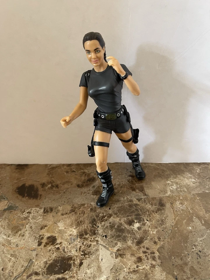 Figura Playmates Lara Croft Tomb Raider 6" 2001 Foto 4 de 4