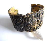 Super ausgefallener massiver Armreif aus Bronze Finnland ?