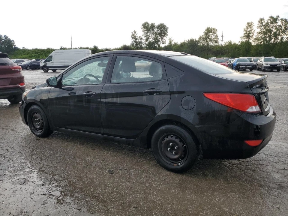 Eje de transmisión delantero izquierdo usado se adapta a: Hyundai Accent 2015 ABS delantero en Le delantero Foto 3 de 4